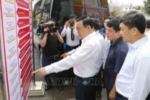 El presidente de la Asamblea Nacional supervisa los preparativos para las próximas elecciones en Quang Ninh