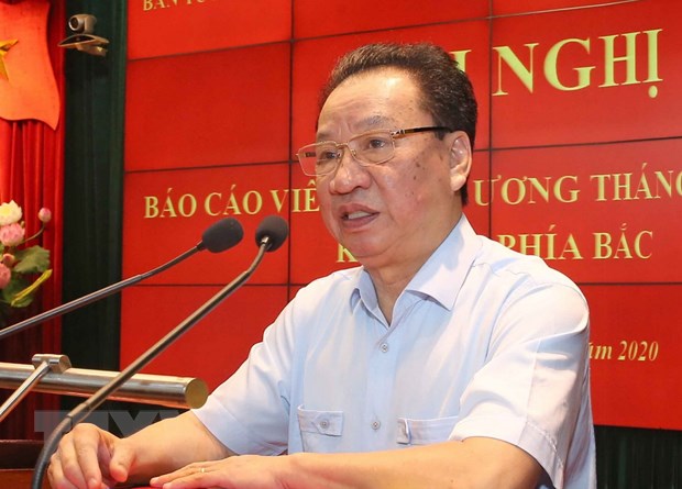 El vicepresidente permanente del Consejo Teórico Central, profesor y doctor Phung Huu Phu