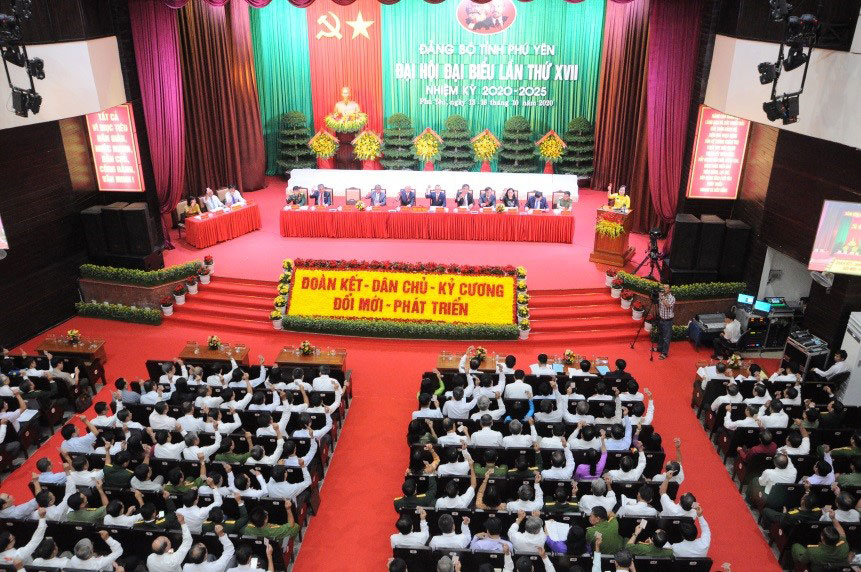 El XVII congreso del comité del partido de Phu Yen. (Foto: VGP)