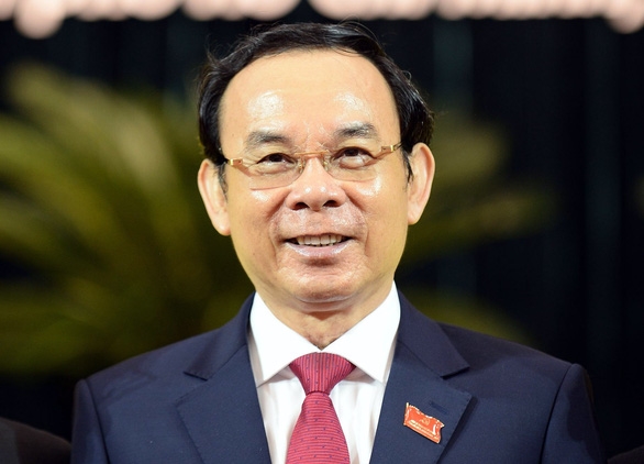 El camarada Nguyen Van Nen, secretario del Comité Central del Partido elegido para ocupar el cargo de secretario del Comité del Partido de Ciudad Ho Chi Minh con el 100% de los votos a favor