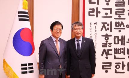 Jefe del Legislativo surcoreano afirma el papel central de Vietnam en la Nueva Política hacia el Sur