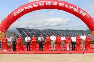 Otra planta de energía solar inaugurada en Ninh Thuan