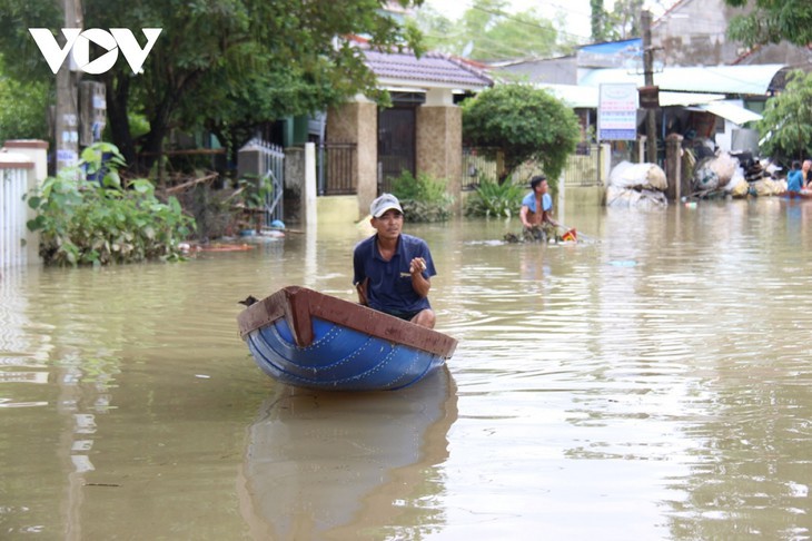 Las inundaciones causan graves daños en las provincias centrales de Vietnam. (Foto: VOV)