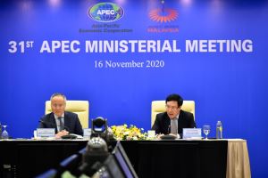 El canciller vietnamita destaca la posición del APEC en la alianza económica regional