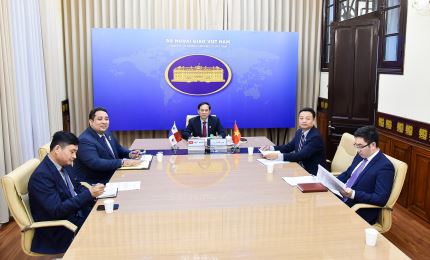 Vietnam y Panamá intensifican los lazos de amistad y cooperación