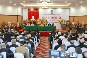 Vietnam fomenta la presentación de la literatura nacional al mundo