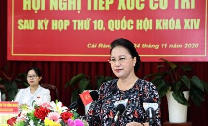 La líder del Legislativo vietnamita se reúne con los votantes de Can Tho