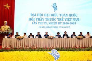 Médicos jóvenes de Vietnam por un país saludable