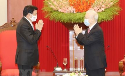 El máximo líder político de Vietnam recibe al primer ministro de Laos