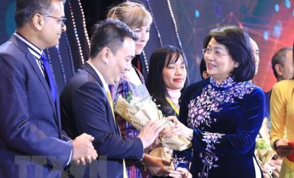 Anuncian nombres de 100 mejores empresas sostenibles en Vietnam en 2020