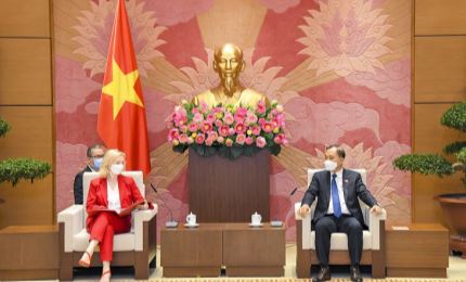 Vietnam presta mayor atención al reforzamiento de la cooperación con el Reino Unido