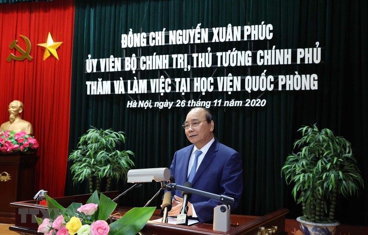 El primer ministro de Vietnam, Nguyen Xuan Phuc en la reunión (Foto: VNA)