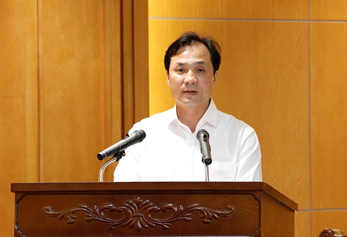 El vicesecretario permanente del Comité del Partido local, Hoang Trung Dung