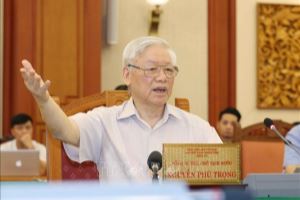 El máximo líder de PCV Nguyen Phu Trong solicita una buena preparación para el XI Congreso del Partido del Ejército