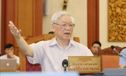 El máximo líder de PCV Nguyen Phu Trong solicita una buena preparación para el XI Congreso del Partido del Ejército