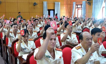 El máximo líder de Vietnam conduce la preparación del XIII Congreso Nacional del Partido Comunista