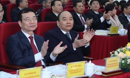 El premier vietnamita participa en la conferencia de balance del Ministerio de Información y Comunicación