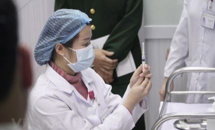 Realizarán en Vietnam segundo ensayo de vacuna anticovid en humanos antes de lo previsto
