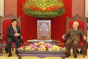 Vietnam y China fortalecen las relaciones de amistad y cooperación