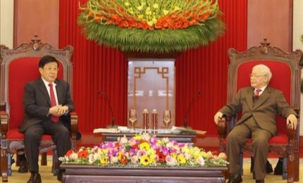 Vietnam y China fortalecen las relaciones de amistad y cooperación