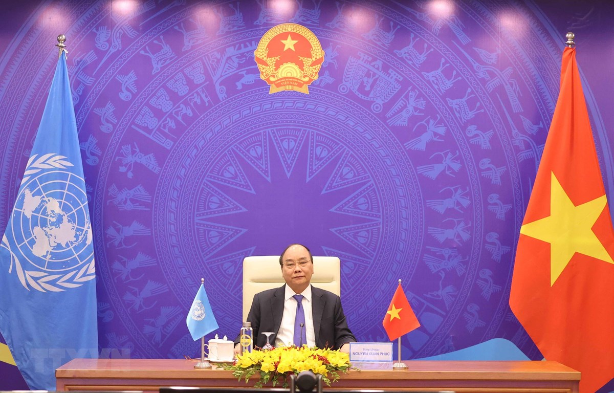 El premier Nguyen Xuan Phuc participa en el debate en Hanói. (Foto: Cancillería de Vietnam)