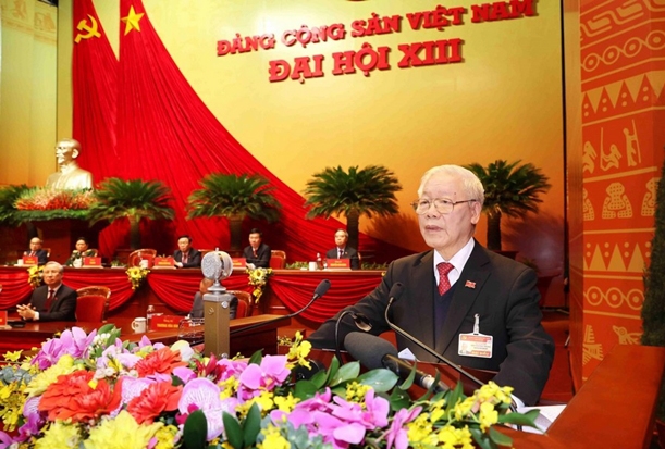 El secretario general del Partido Nguyen Phu Trong pronuncia el discurso de clausura del XIII Congreso Nacional.