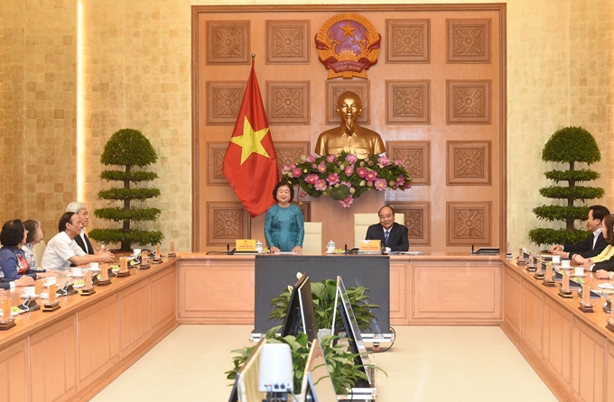El primer ministro Nguyen Xuan Phuc en la reunión.