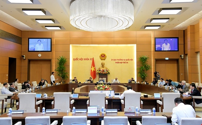La 54 reunión del Parlamento. (Foto: quochoi.vn)