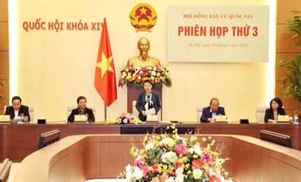 Presidenta del Parlamento vietnamita preside la tercera reunión del Consejo Electoral Nacional