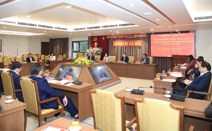 Los delegados en el Comité partidista de Hanói.