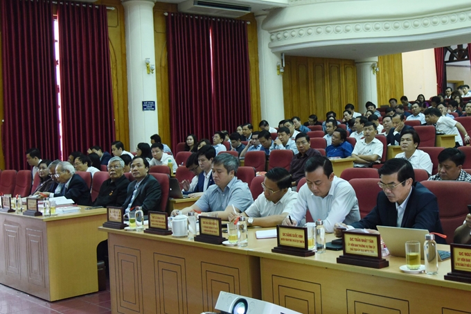 Los delegados en el Comité partidista de la provincia central de Ha Tinh.
