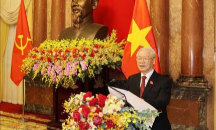 El máximo líder político de Vietnam conduce la reunión del Buró Político del Partido Comunista