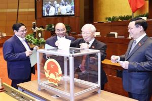 Vietnam unido para cumplir los objetivos de desarrollo nacional