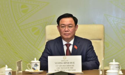 Presidente del Parlamento vietnamita dialoga con su homólogo de Laos