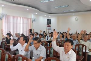 Continúa la recopilación de opiniones sobre los candidatos a diputados parlamentarios de Vietnam