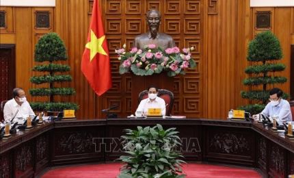 Reunión ordinaria del Gobierno vietnamita sobre el trabajo anticovid-19