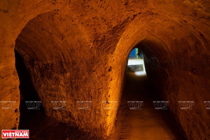 Galerías subterráneas forman un laberinto en los túneles de Cu Chi.